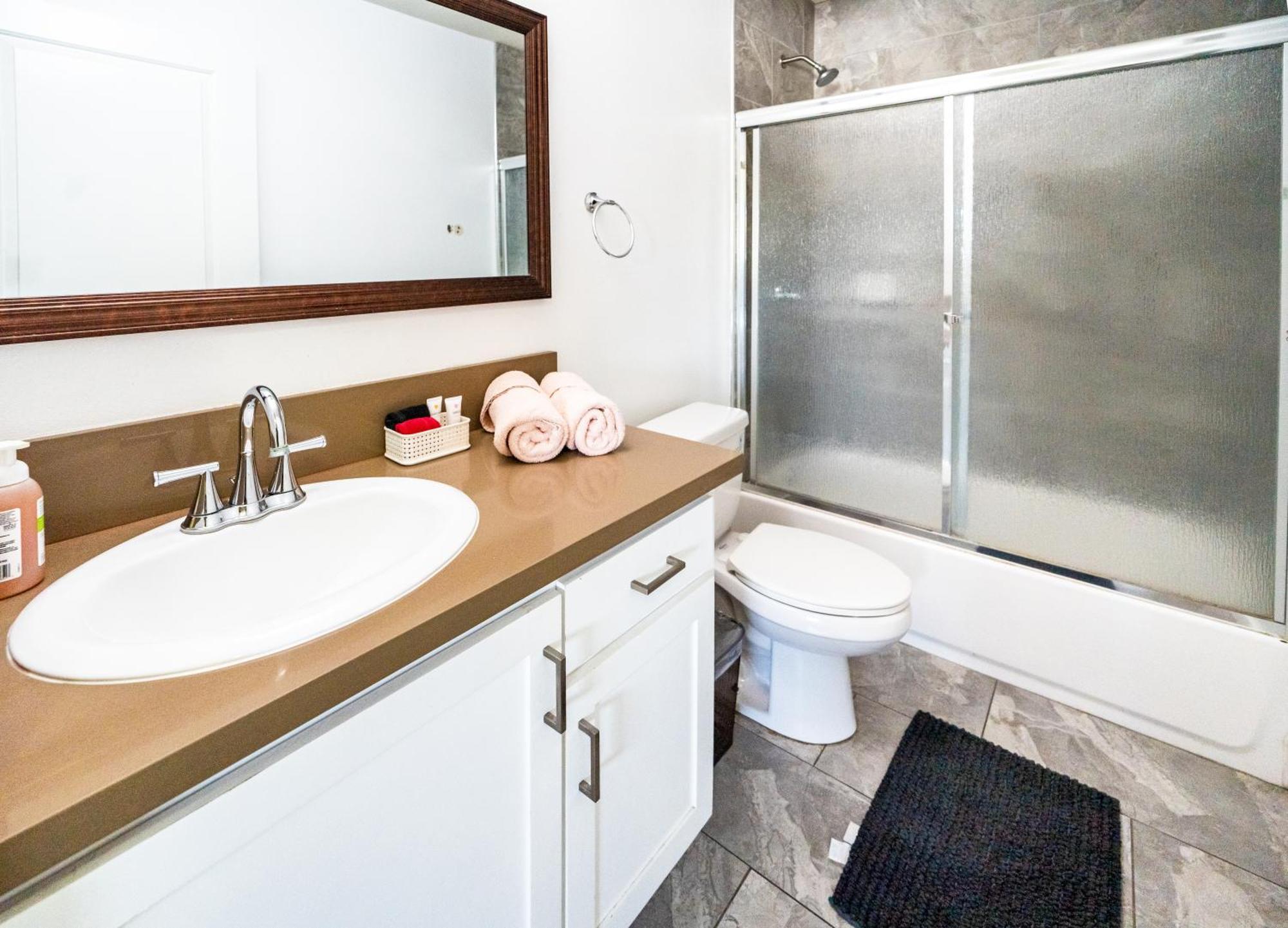 Appartement Large 2 Levles 5 Bedroom With 3 Bathroom And 2 Parking